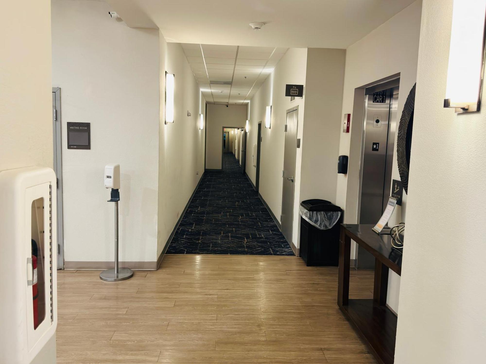 Comfort Suites Plymouth Near Us-30 Exterior foto